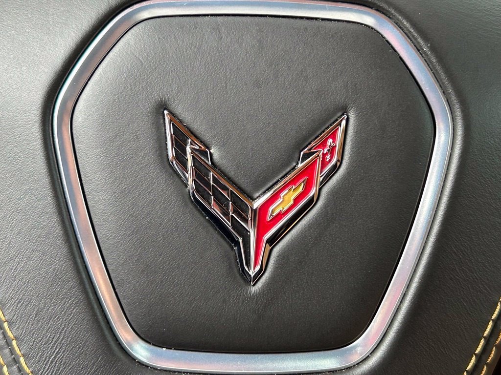 Used 2021 Chevrolet Corvette Stingray Premium Conv w/ Z51 Performance Package RWD image 33