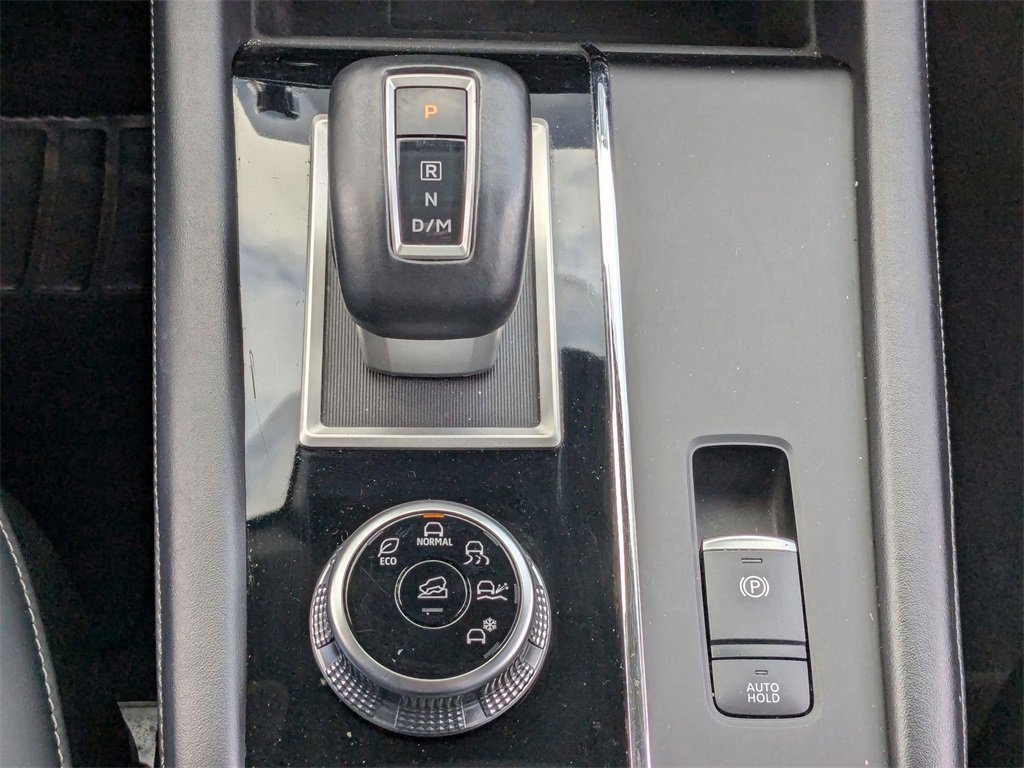 Used 2024 Mitsubishi Outlander SE image 29