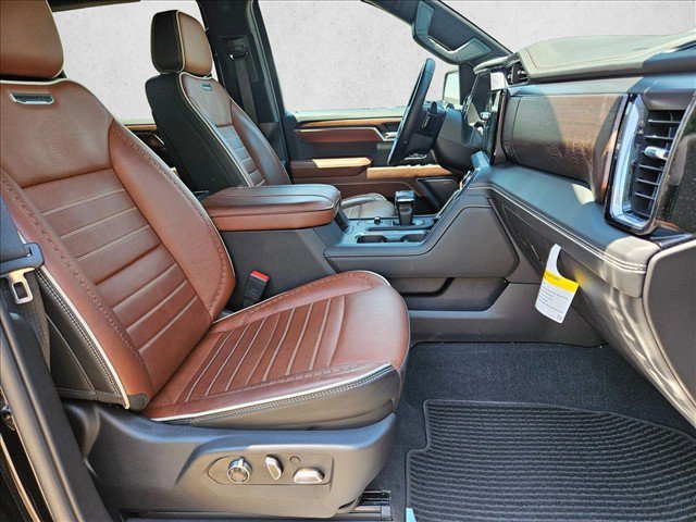 Used 2025 GMC Sierra 1500 Denali Ultimate AWD/4WD image 22