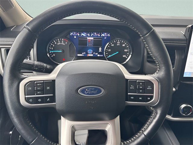 Used 2024 Ford Expedition XLT image 27