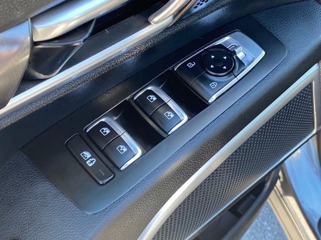 Used 2023 Kia Telluride S image 11