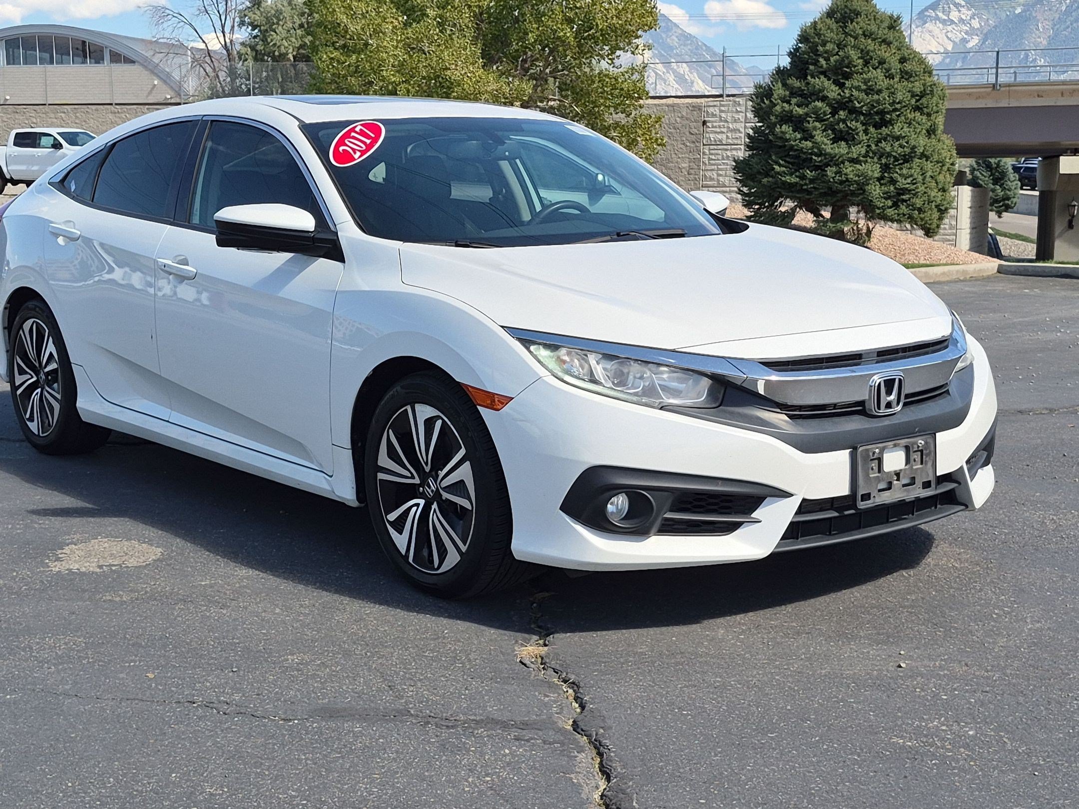 Used 2017 Honda Civic EX-L image 7