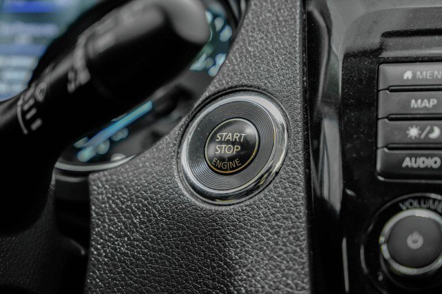 Used 2018 Nissan Rogue SL w/ Premium Package image 20