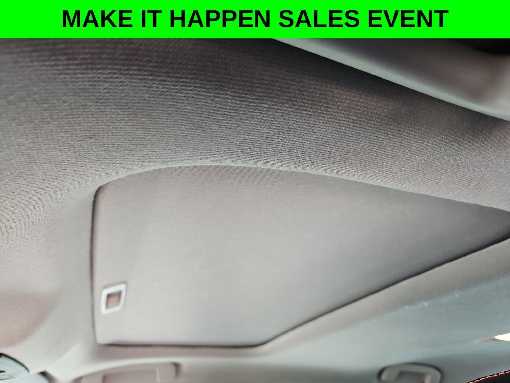 Used 2023 Nissan Sentra SR w/ SR Premium Package FWD image 33