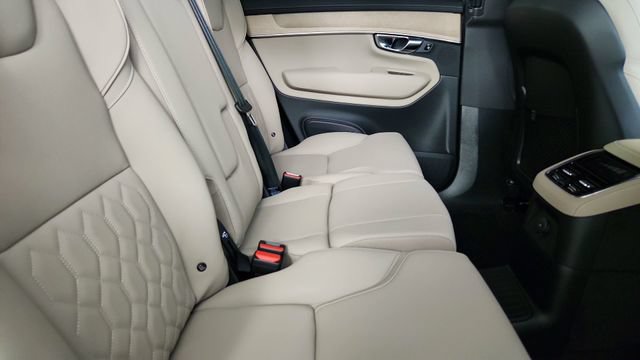 New 2026 Volvo XC90 T8 Plus w/ Protection Package AWD/4WD image 35