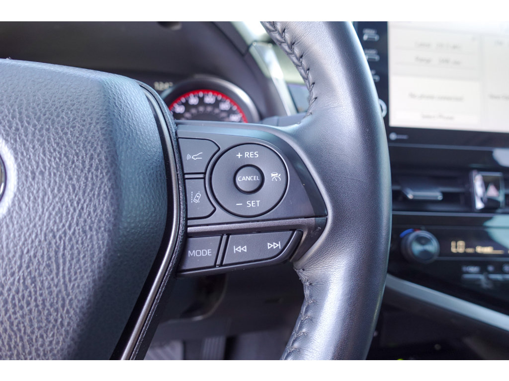 Certified 2022 Toyota Camry XSE FWD image 16