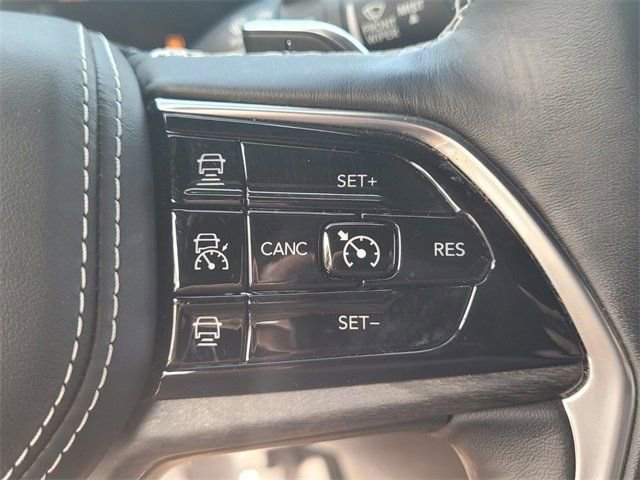 Used 2021 Jeep Grand Cherokee L Overland w/ Luxury Tech Group IV image 9