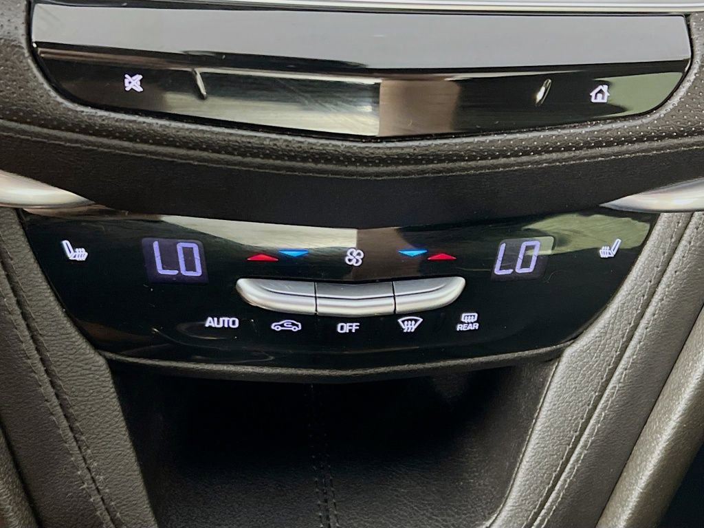 Used 2024 Cadillac XT5 Premium Luxury w/ Technology Package image 16