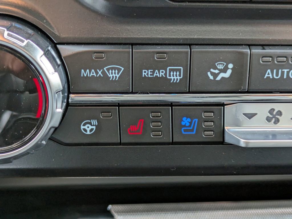 New 2025 Ford F250 Lariat w/ Lariat Ultimate Package image 23