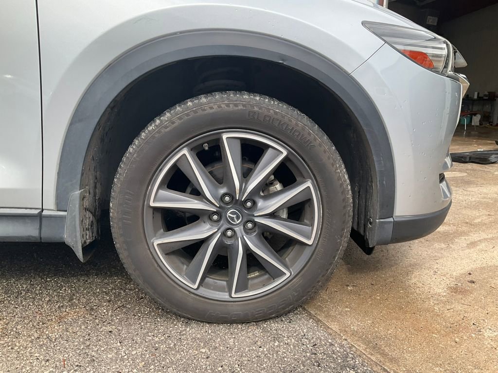 Used 2017 MAZDA CX-5 Grand Touring w/ Premium Package image 10