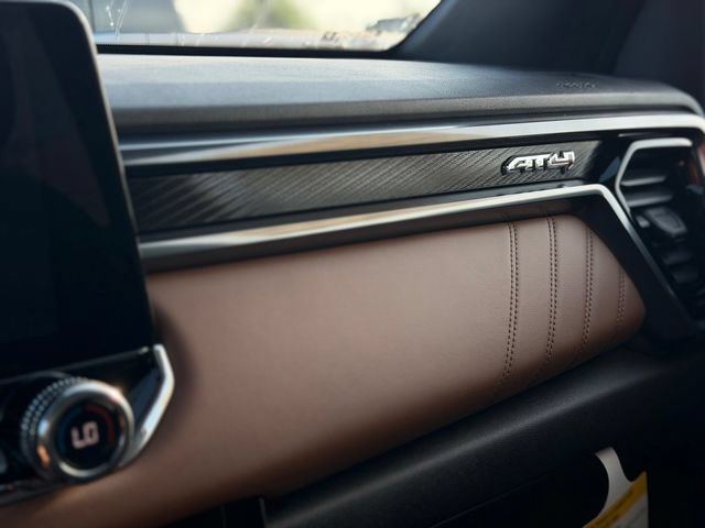 New 2026 GMC Canyon AT4 w/ Technology Plus Package AWD/4WD image 15