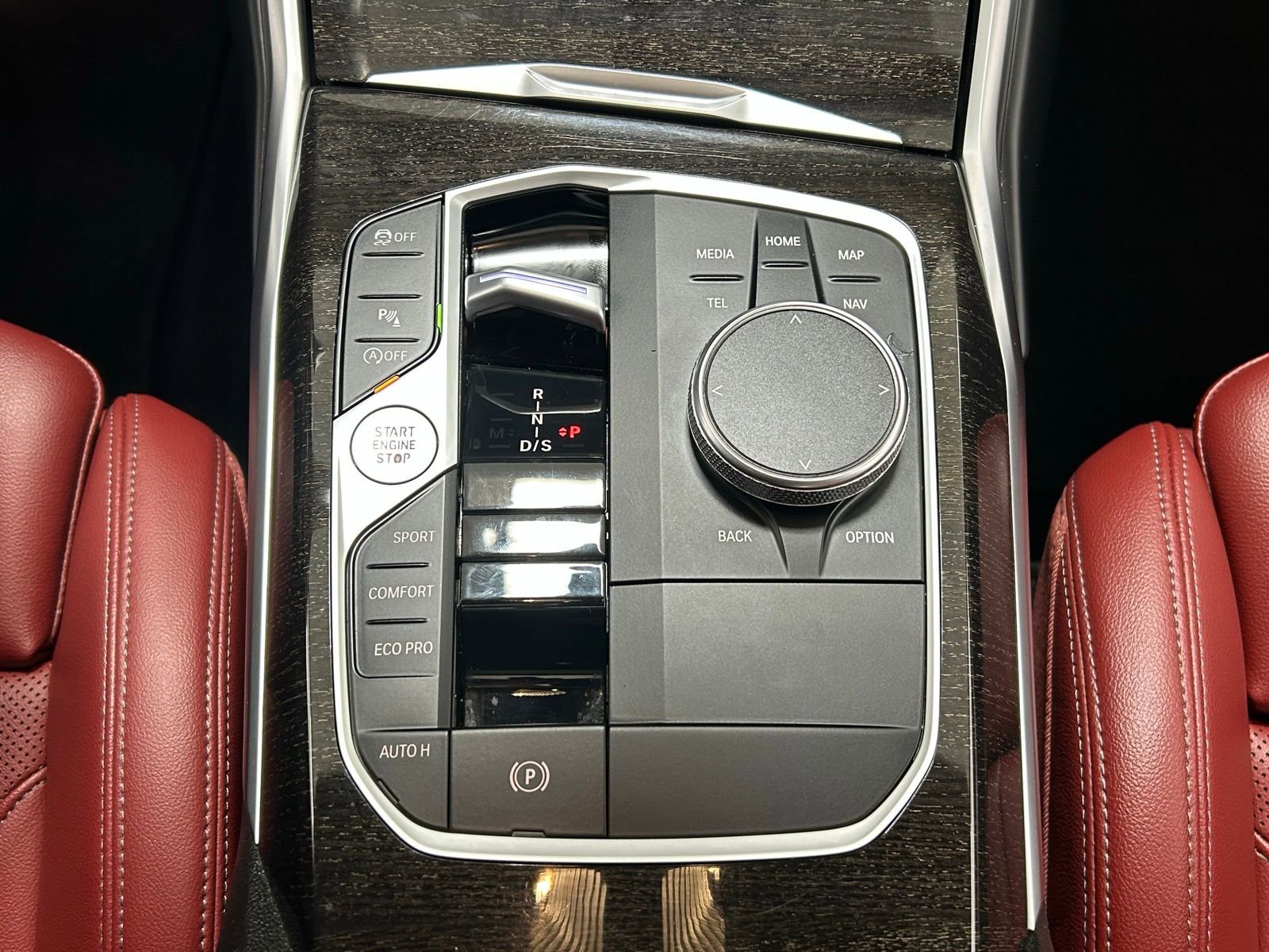 Used 2023 BMW 330i xDrive Sedan w/ Premium Package image 23