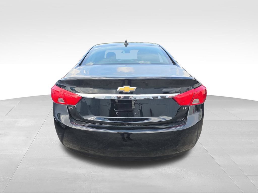 Used 2017 Chevrolet Impala LT FWD image 7