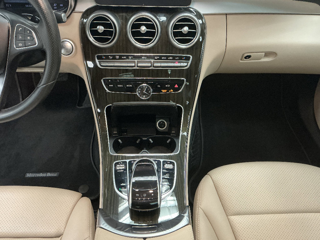 Used 2016 Mercedes-Benz C 300 4MATIC Sedan image 18