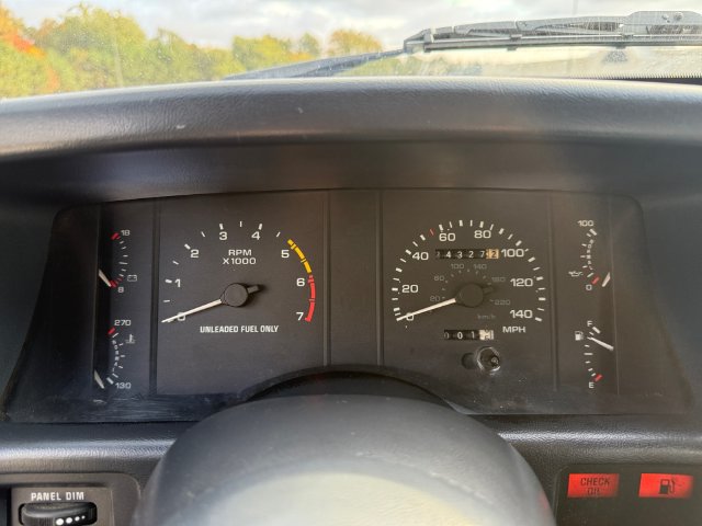 Used 1988 Ford Mustang LX RWD image 17