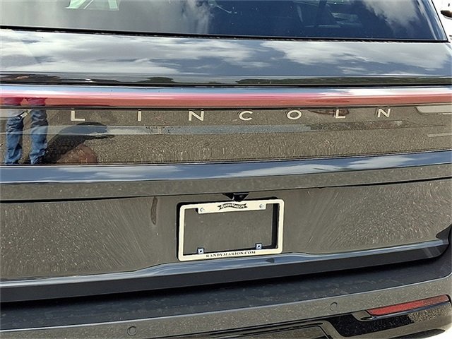 New 2025 Lincoln Navigator L Black Label image 10