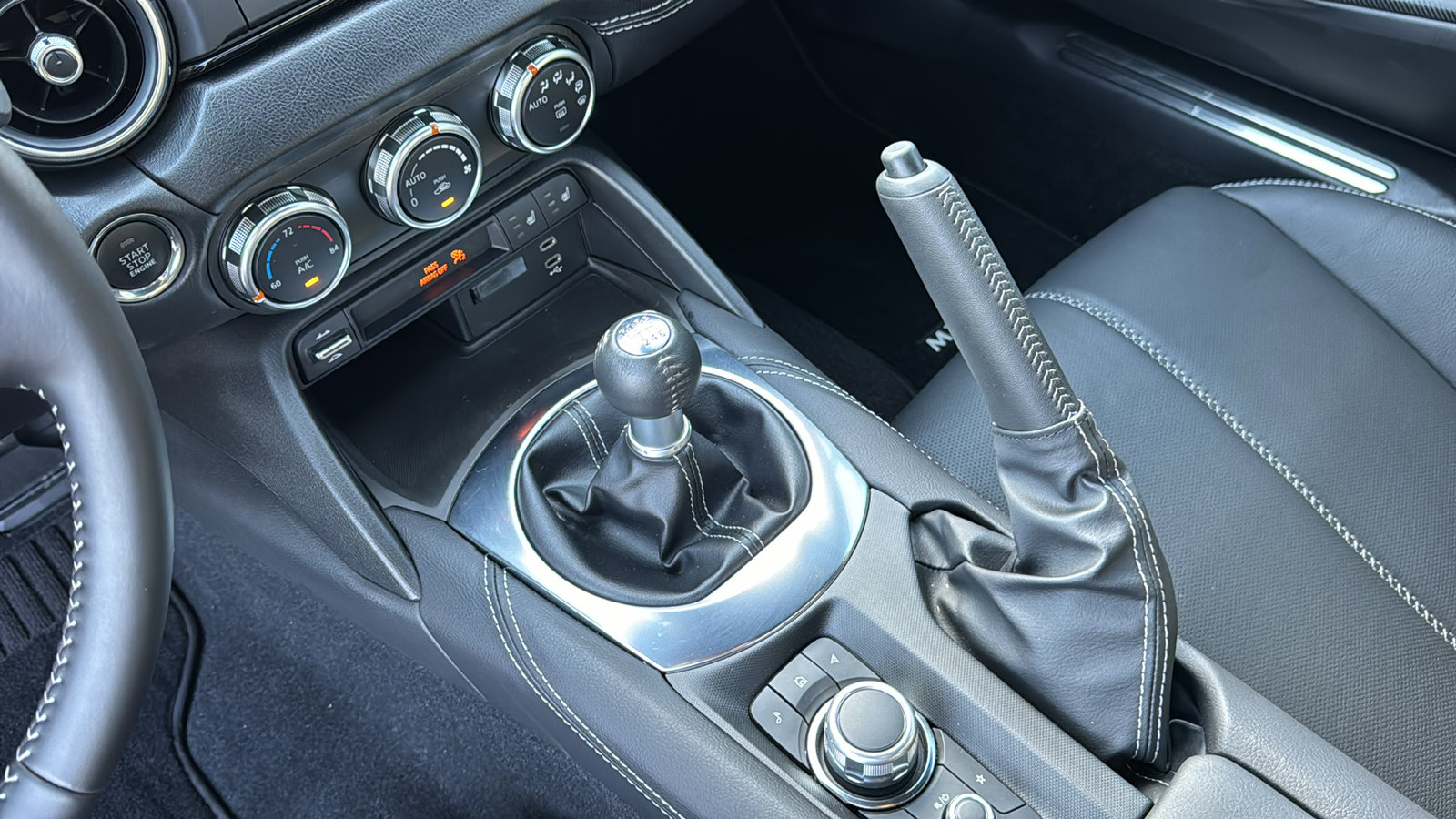 Certified 2025 MAZDA MX-5 Miata RF Grand Touring RWD image 28