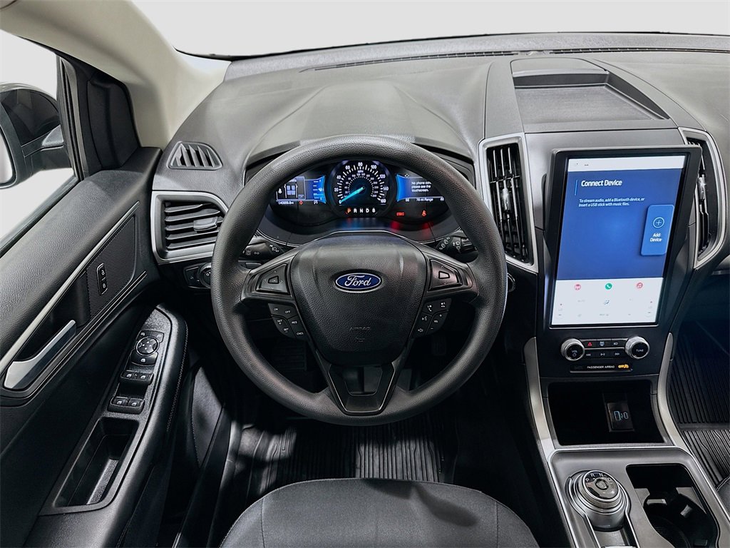 Used 2022 Ford Edge SE w/ Black Appearance Package image 21