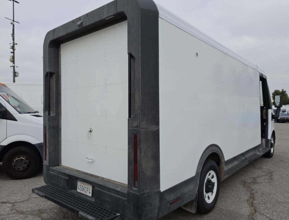 Used 2024 Chevrolet Brightdrop 600 w/ Commercial Equipment Package AWD/4WD image 8