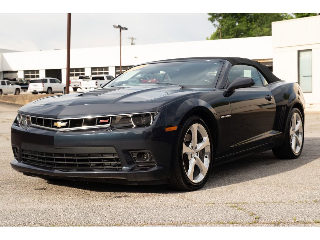 Used 2014 Chevrolet Camaro SS w/ RS Package RWD image 4