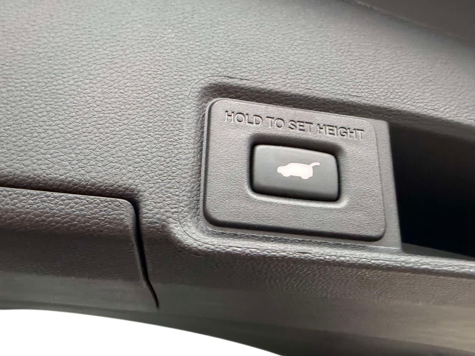 Used 2023 Acura RDX AWD image 9