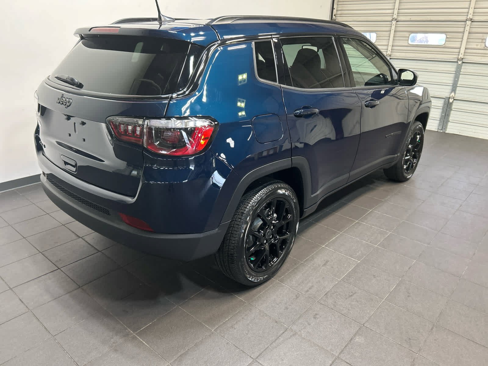 New 2026 Jeep Compass Latitude AWD/4WD image 3