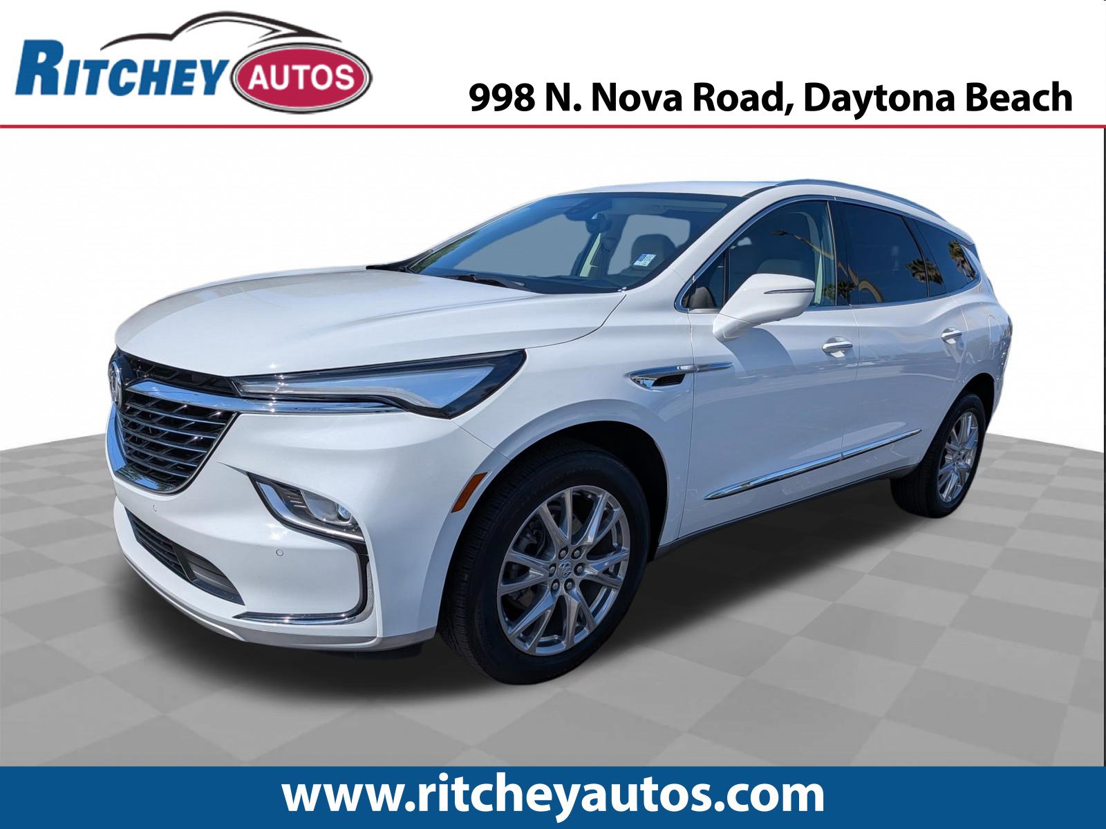 Certified 2023 Buick Enclave Premium image 1