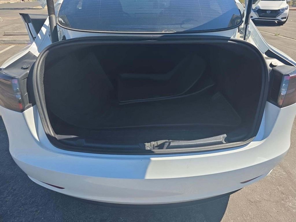 Used 2023 Tesla Model 3 Standard Range image 22