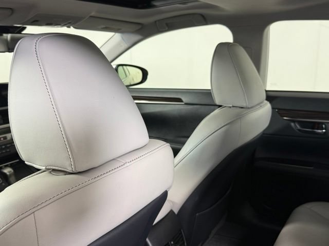 Used 2018 Lexus ES 350 w/ Luxury Package w/Wood Trim FWD image 25
