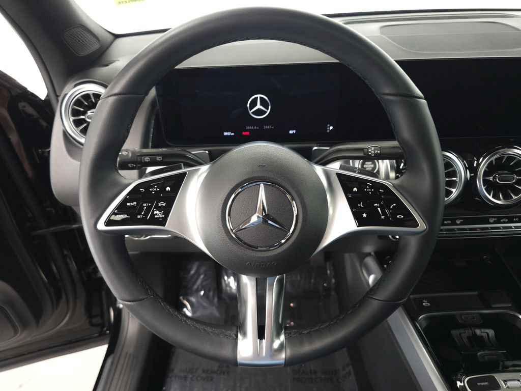 Certified 2026 Mercedes-Benz GLB 250 4MATIC image 11