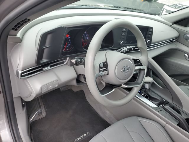 Certified 2023 Hyundai Elantra SEL FWD image 18