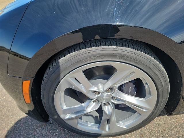 Used 2023 Chevrolet Camaro LT w/ Technology Package RWD image 10