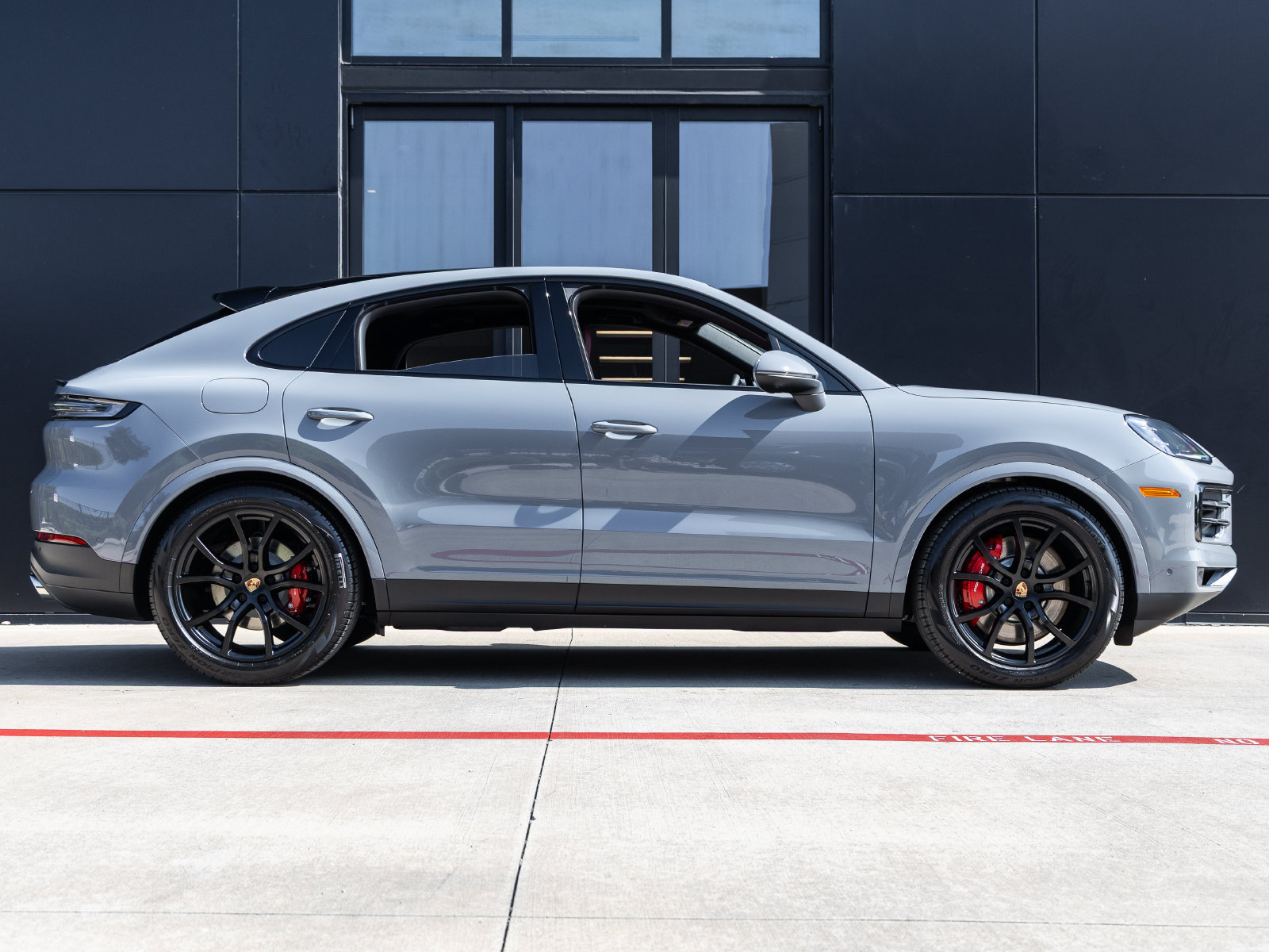 New 2026 Porsche Cayenne S AWD/4WD image 12