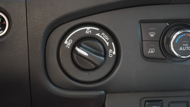 Used 2023 Nissan Frontier PRO-4X w/ Pro Convenience Package AWD/4WD image 26