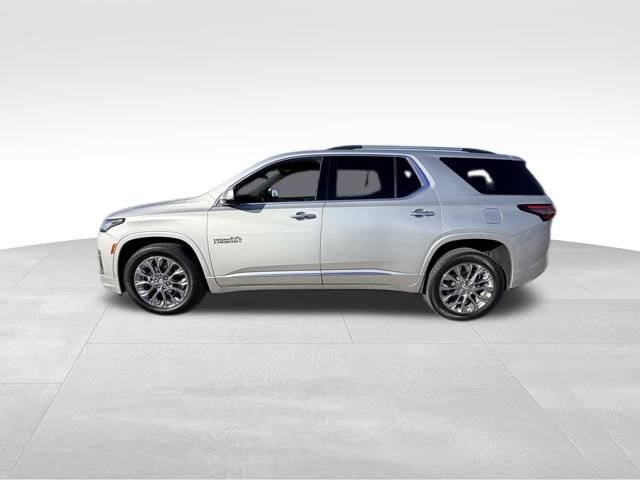 Used 2022 Chevrolet Traverse High Country image 3