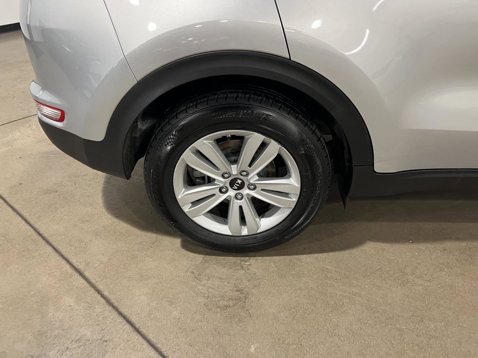 Used 2017 Kia Sportage LX w/ LX Popular Package image 39