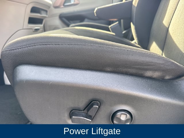 Used 2023 Chrysler Voyager LX FWD image 19