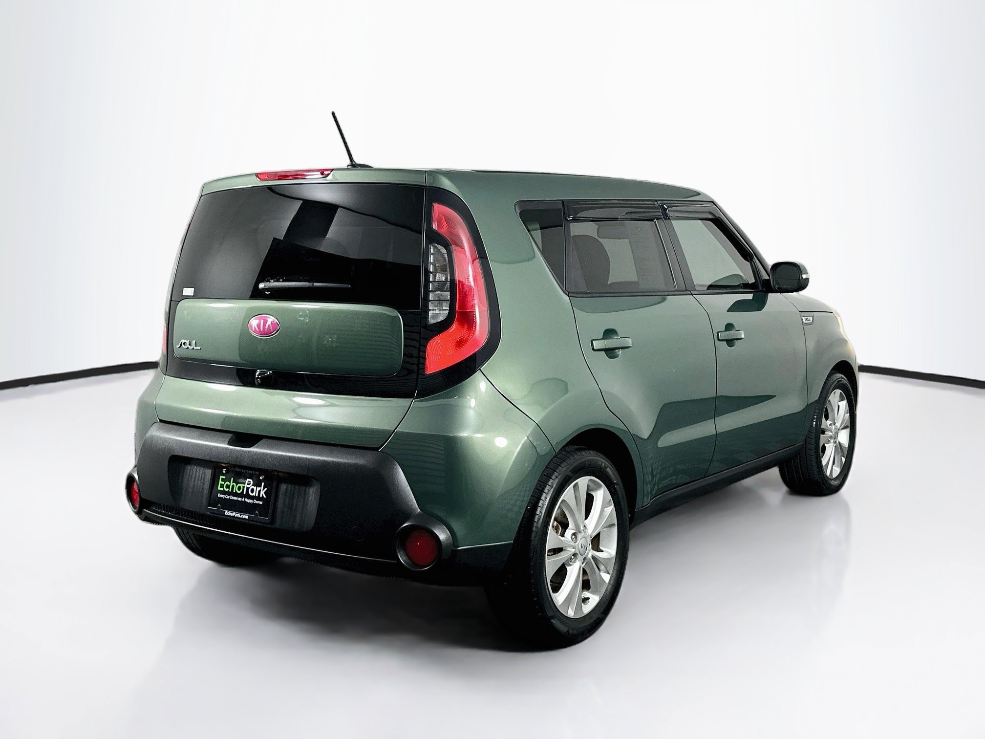 Used 2014 Kia Soul + w/ Audio Package FWD image 9