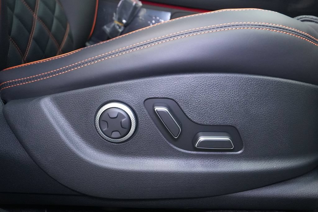 New 2026 Genesis GV70 3.5T Sport Prestige AWD/4WD image 36