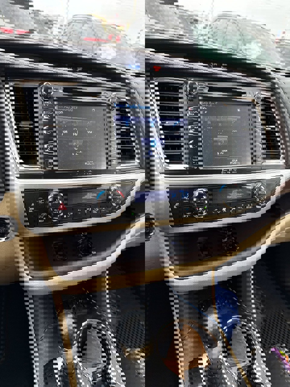 Used 2016 Toyota Highlander Limited image 8