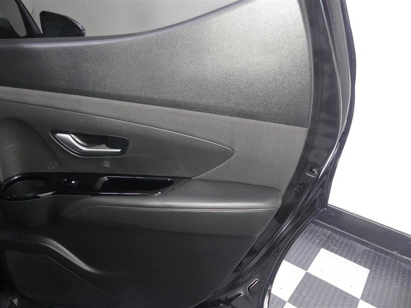 Used 2022 Hyundai Santa Cruz Limited AWD/4WD image 25