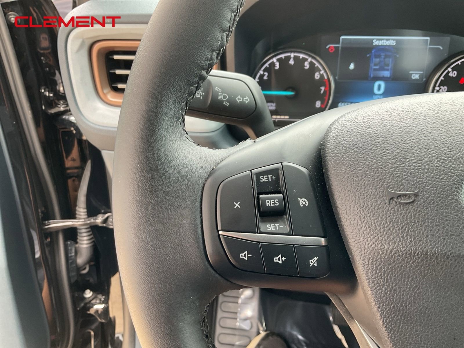 Used 2023 Ford Maverick Lariat w/ Lariat Luxury Package image 11