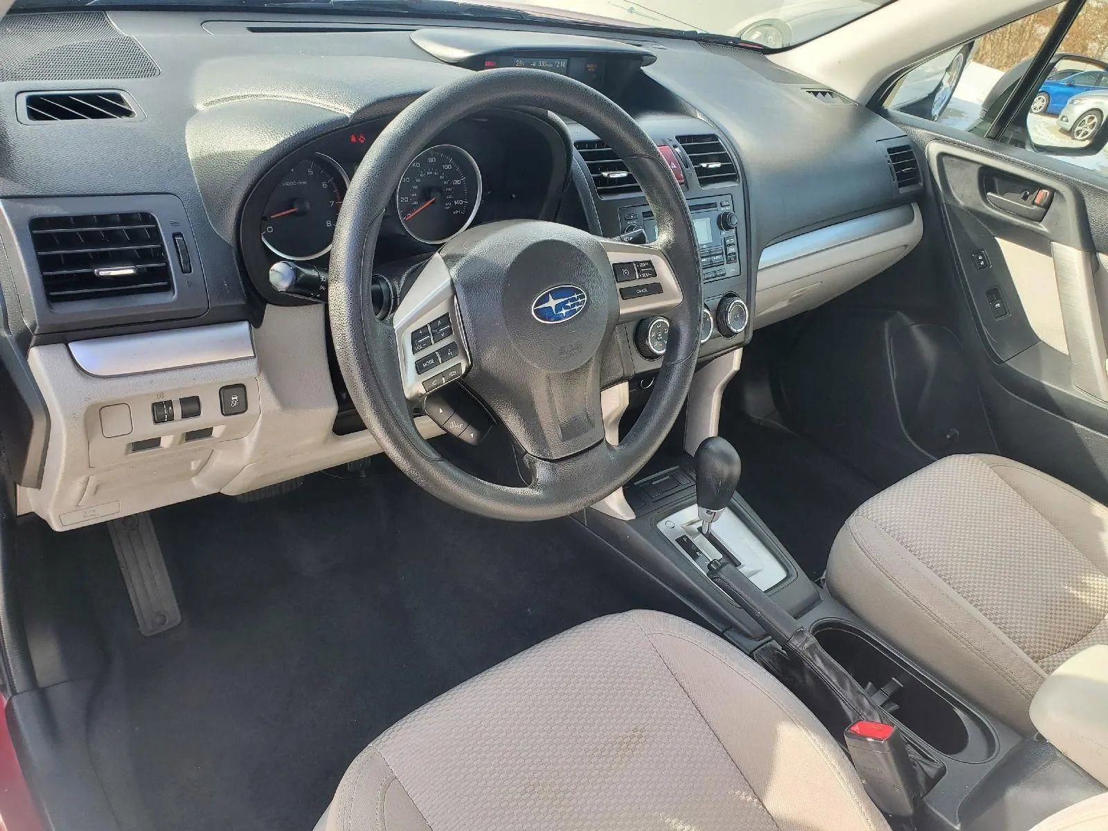 Used 2015 Subaru Forester 2.5i w/ Alloy Wheel Package image 11