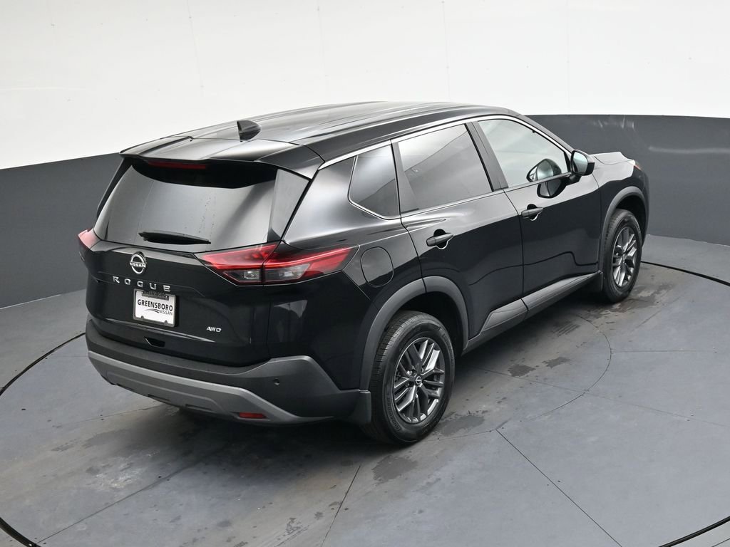 Used 2023 Nissan Rogue S image 26