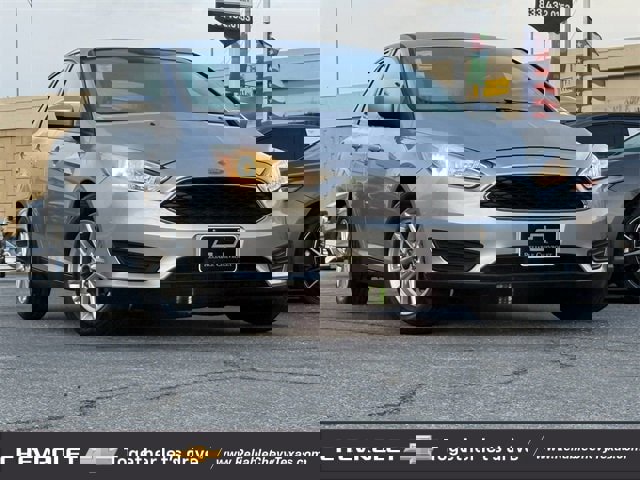 Used 2018 Ford Focus SE image 2