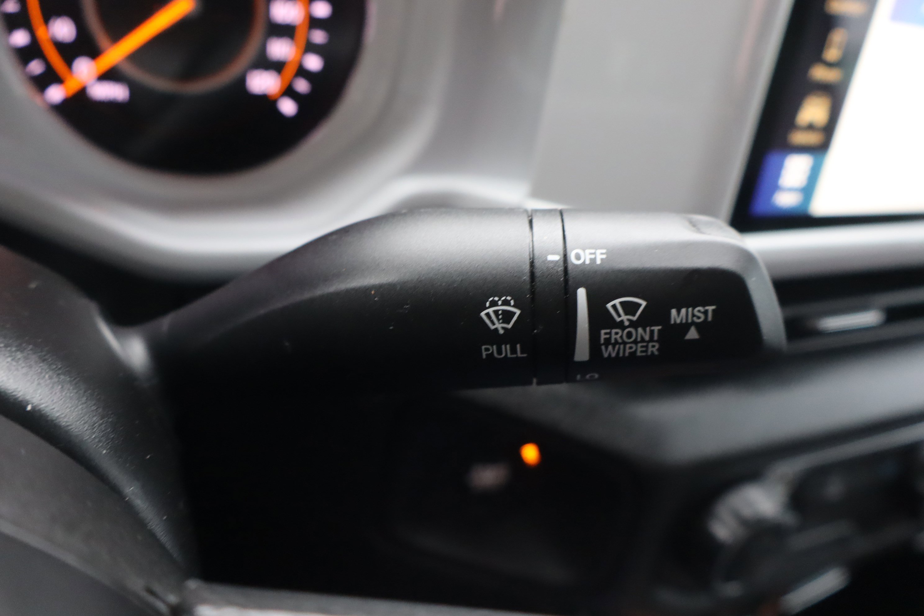 Used 2025 Jeep Gladiator Sport image 23