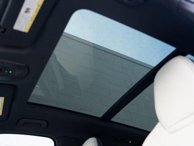 Certified 2025 Porsche Cayenne S image 29