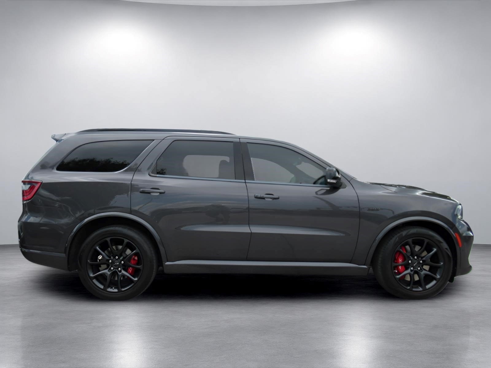 Used 2023 Dodge Durango SRT AWD/4WD image 2