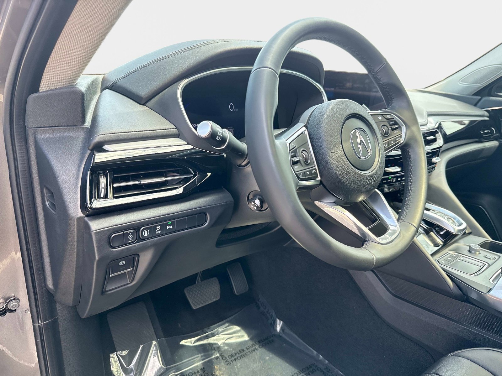 Certified 2024 Acura MDX FWD w/ Technology Package image 18