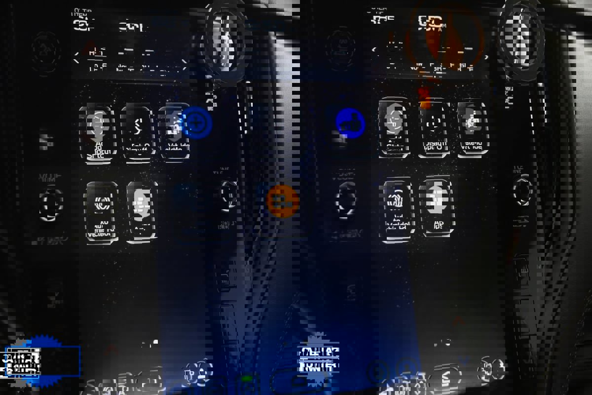 Used 2024 Subaru Outback Wilderness image 32